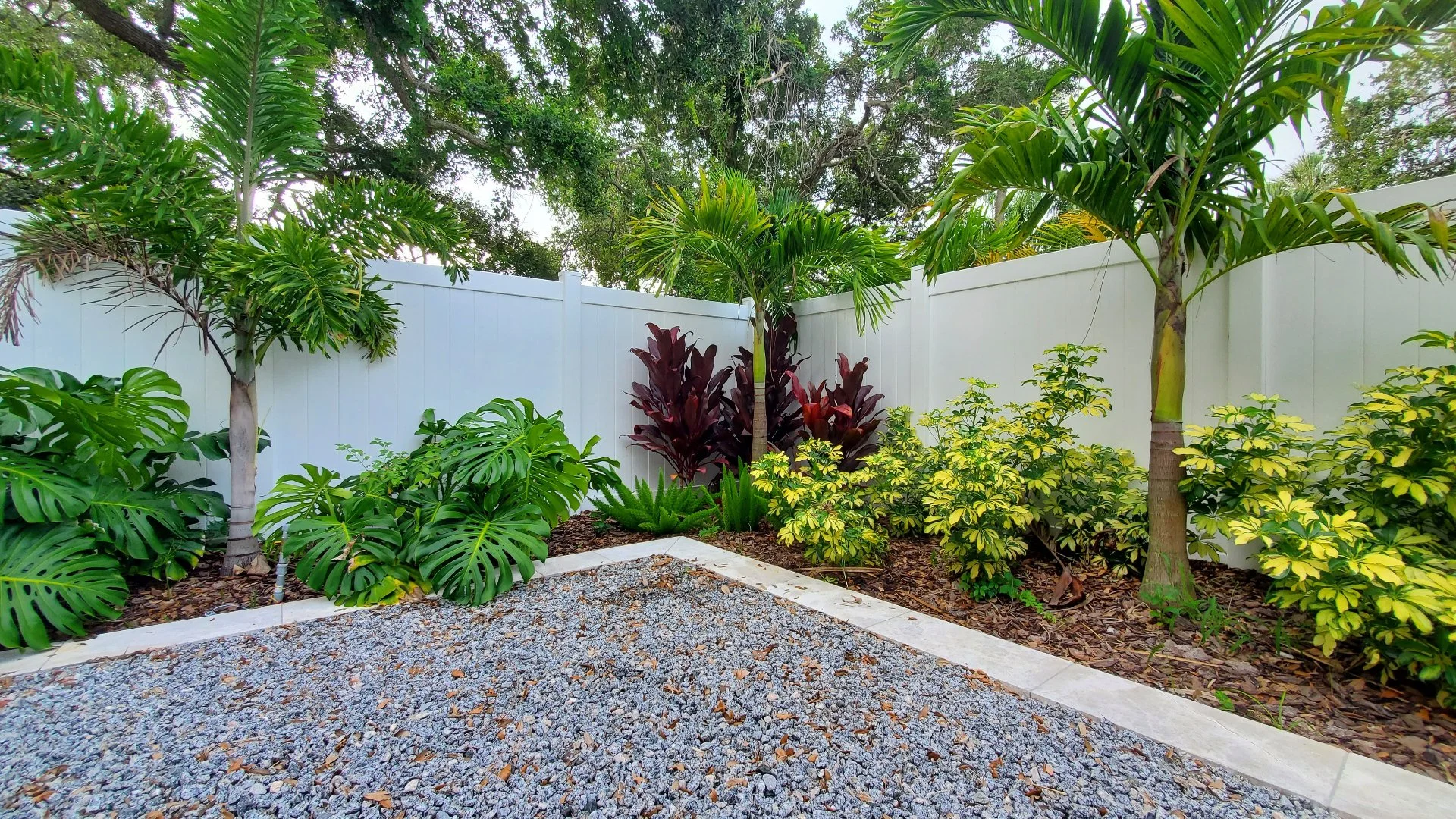 Renovating Your Landscape Beds? Consider These Things When Choosing Plants