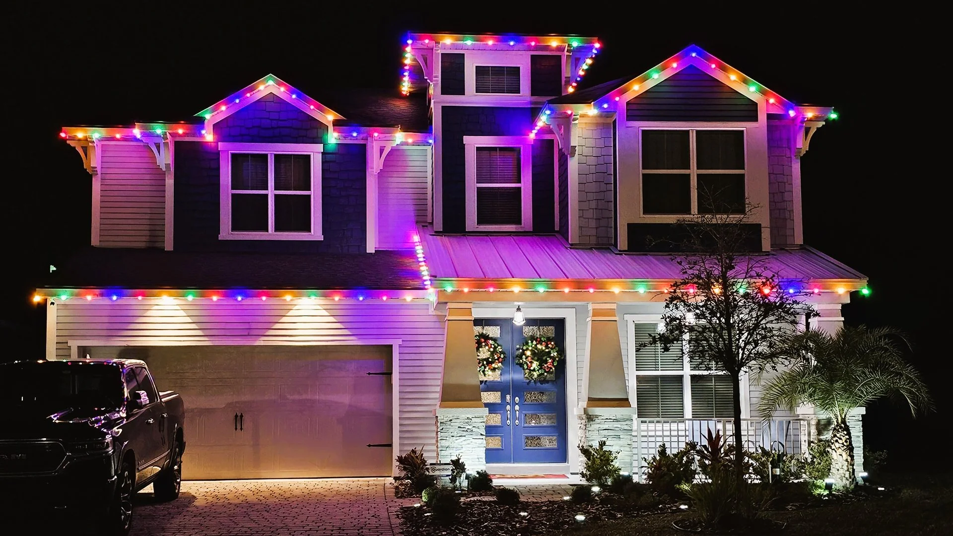 What Does a Holiday Lighting Consultation Involve?